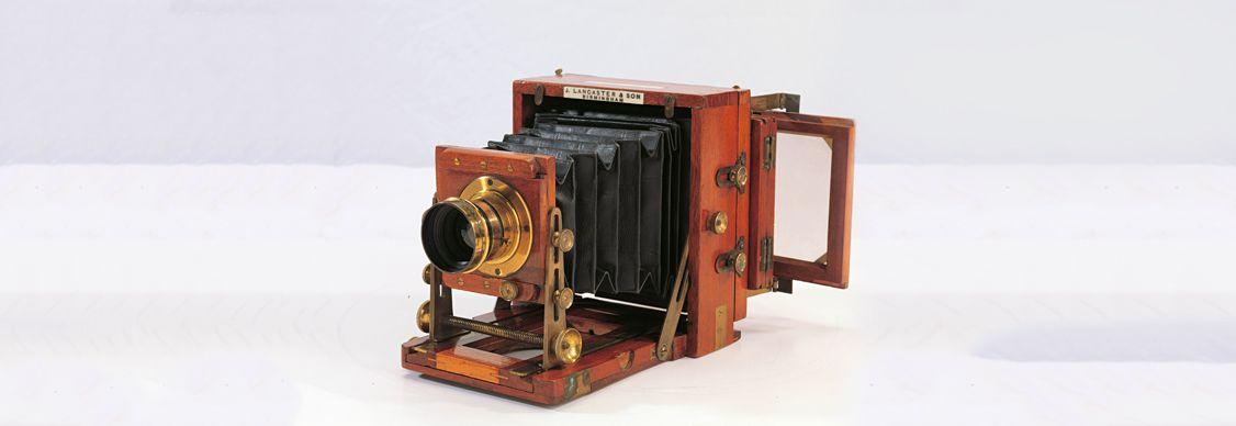 eski bir kamera